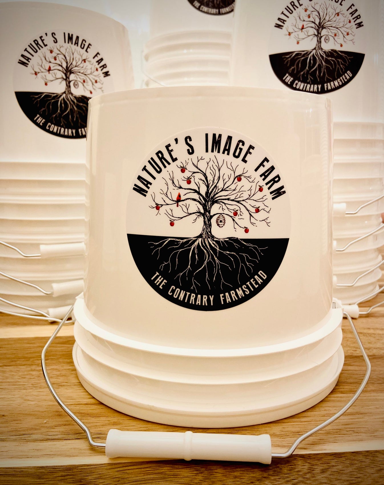 1 Gallon Bee Feeder Bucket Pail Nature's Image Farm